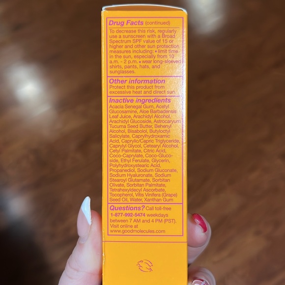 Good Molecules Sheer Mineral Sunscreen SPF 30 - Picture 5 of 5